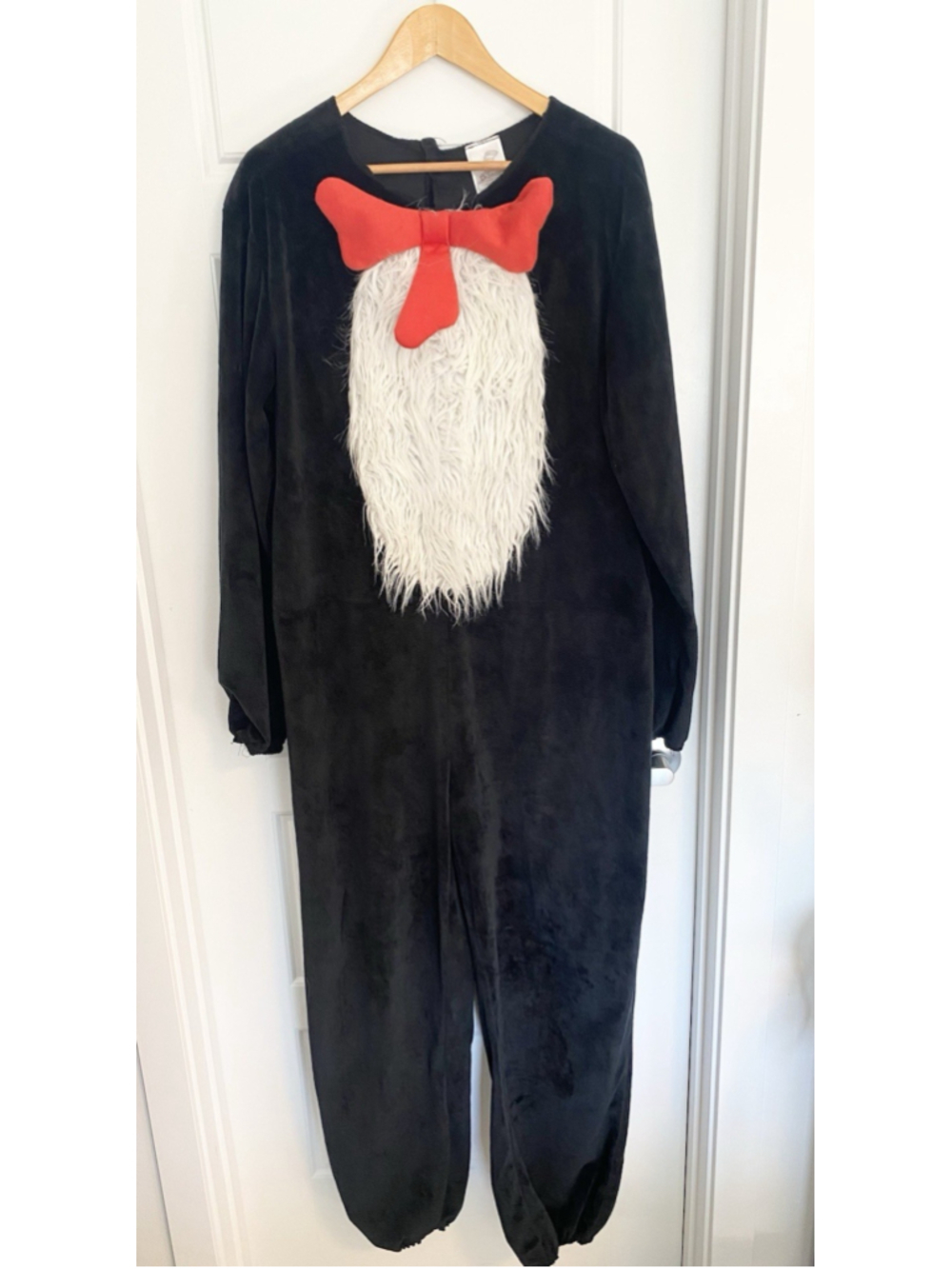 Dr Seuss Cat in the Hat Adult Costume S/M Spirit Halloween Jumpsuit Hat